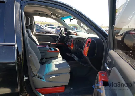 2015 GMC Sierra 1500 z USA, uszkodzony, nr VIN 1GTR1TEH9FZ211318